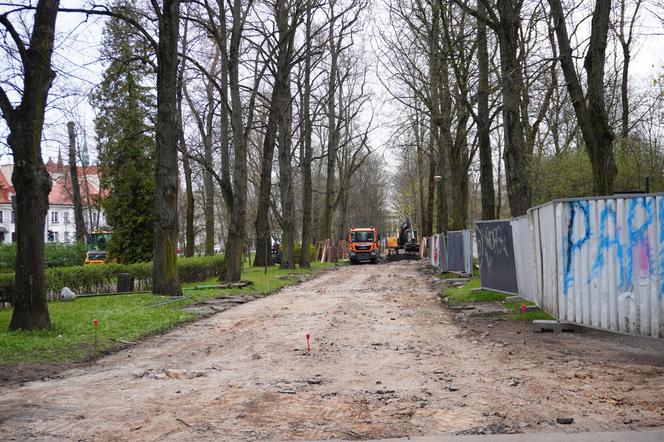 Remont parku Planty. Nie było dostępu do słynnej białostockiej toalety