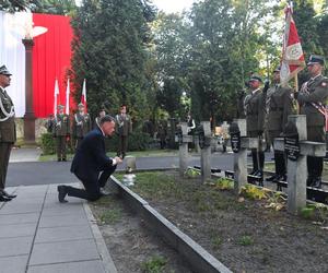 Apel Pamięci przed Pomnikiem Poległych w 1920 r. 