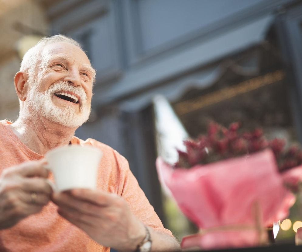 80-letni lekarz zdradza jak osiągnąć długowieczność. Wystarczy 5 kroków