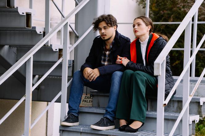 Na Wspólnej odc. 3355. Przemek Smolny (Eryk Cichowicz), Monika (Karolina Oldyńska)