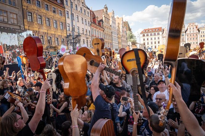 20 lat "Załogi G" zespołu Hurt na 3-Majówce i Gitarowym Rekordzie Świata we Wrocławiu