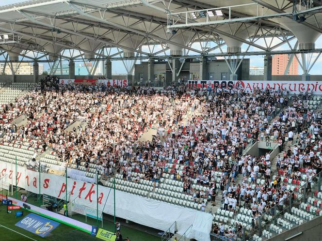 Żegnaj Ekstraklaso, żegnaj trenerze. ŁKS wygrywa ostatni mecz w sezonie [ZDJĘCIA]