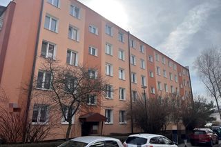 Poparzona 2-latka trafiła na SOR. Ojciec dziecka oraz jego partnerka usłyszeli ciężkie zarzuty