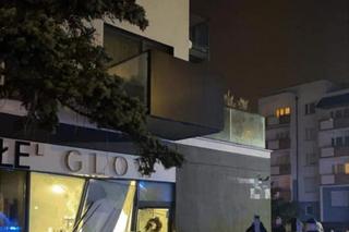 Piękna Sandra wjechała samochodem w salon urody