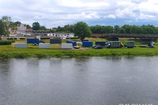 Wartownia się rozkłada