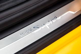 Toyota GR Supra w kolorze Nitro Yellow
