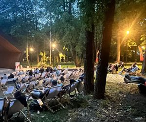 Kino na leżakach w Parku (Starachowice)