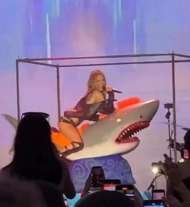 Doda zjechała Sławosza