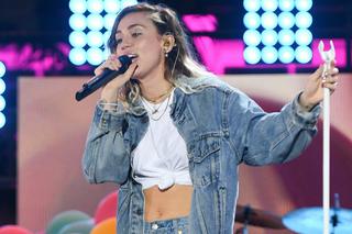 Miley Cyrus rzuciła narkotyki, bo JEST W CIĄŻY? Fani snują podejrzenia...