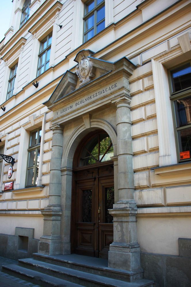 Liceum z Krakowa najlepsze w Polsce w najnowszym rankingu. Ukończyli je Adam Nawałka i Robert Makłowicz