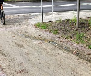 Usterki na Alei Fałata