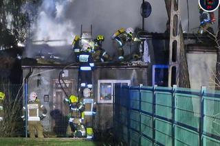 Dramatyczny pożar domu w Otwocku. Strażacy walczyli z żywiołem. Wszystko spłonęło na oczach mieszkańców