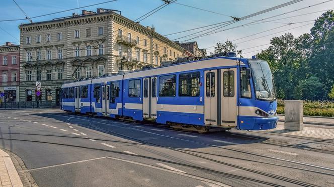 Kraków: koniec z biletami za gotówkę w komunikacji miejskiej. Wielka zmiana dla mieszkańców