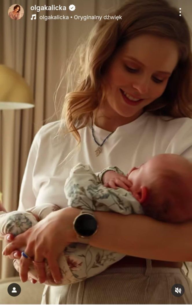 Olga Kalicka ruszyła z promocją… własnego dziecka! Córeczka ma zaledwie miesiąc, a już występuje w reklamie