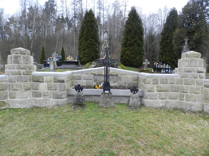 Cmentarz wojenny w Paleśnicy 
