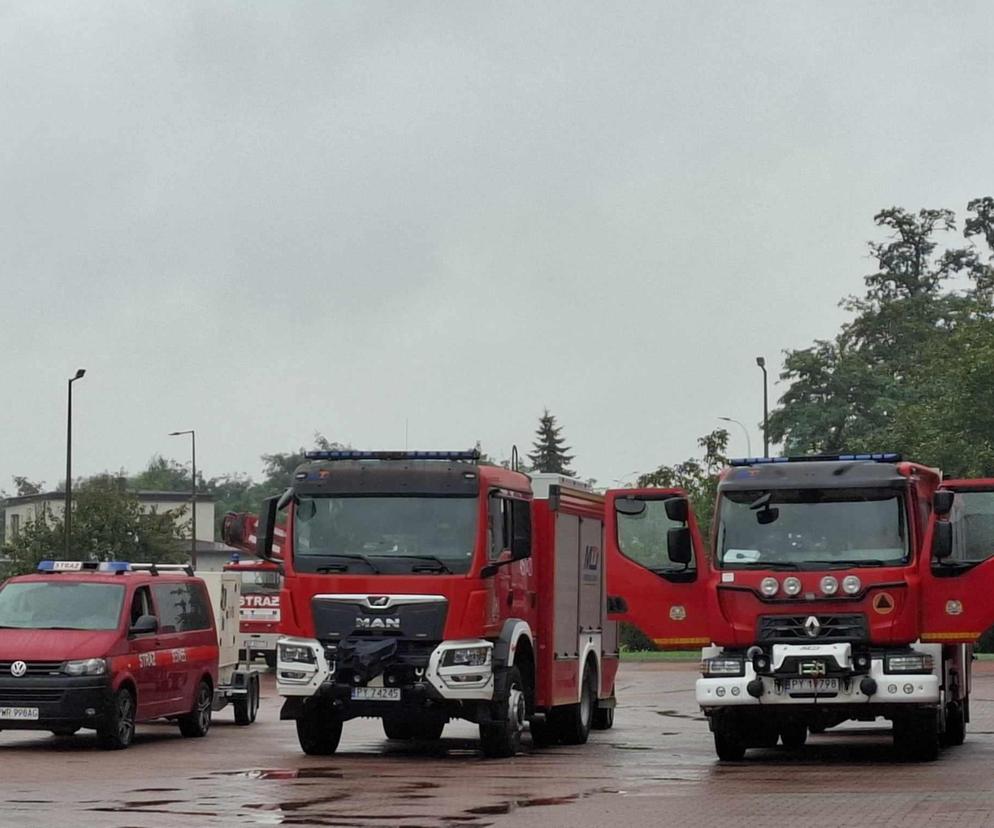 Strażacy z Kalisza i regionu jadą do Kłodzka ZDJĘCIA