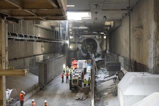 Pękające kamienice czy przeszkoda w gruncie? Dlaczego wstrzymano drążenie tunelu pod Łodzią?