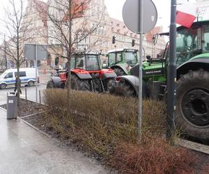 Protest rolników w Olsztynie 21 lutego. Co dzieje się w centrum?