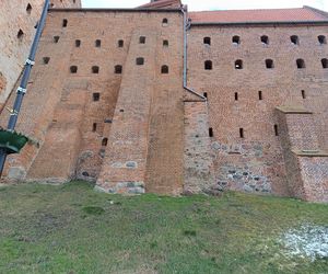 Oświetlenie spichlerzy czeka na remont. Miasto szykuje się do rozpoczęcia prac 