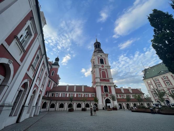 Tłumy na Starym Rynku. Tak poznaniacy spędzają letnie weekendy