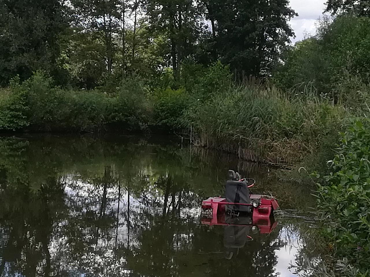 Traktor utopił rolnika