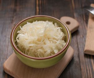 Oto, co się stanie, jeśli będziesz płukać kiszoną kapustę. Nie rób tego nigdy więcej