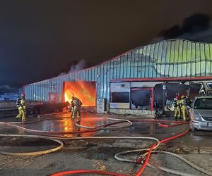Warszawa. Pożar hali przy ul. Modlińskiej 16