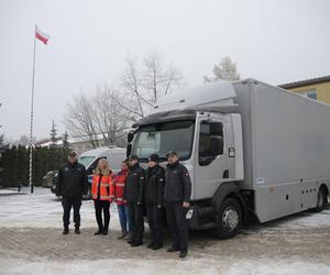 Rentgenobus trafił do Zakładu Karnego w Czerwonym Borze. Badania więzniów będą odbywać się na miejscu. ZDJĘCIA