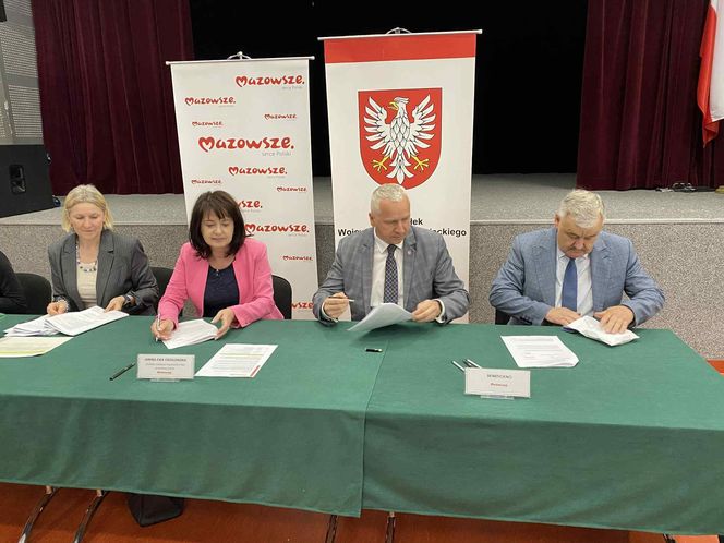 Kilkadziesiąt nowych inwestycji w powiecie siedleckim z dofinansowaniem Mazowsza