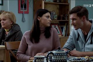 M jak miłość, odc. 1441. Iza (Adriana Kalska), Marcin (Mikołaj Roznerski), Kisielowa (Małgorzata Różniatowska)