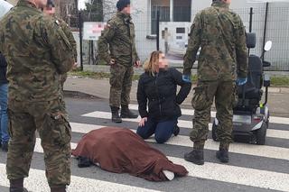 Pani Maria zakrwawiona leżała na ulicy. Dramatyczna akcja wojska