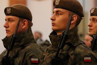 Dolnośląscy terytorialsi złożyli przysięgę wojskową na Rynku we Wrocławiu