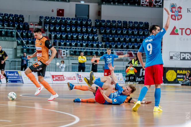 FC KJ Toruń - Piast Gliwice 2:5