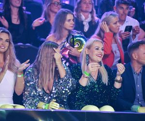 Doda z mamą i Jeleniewska z chłopakiem. Gwiazdy odwiedziły pierwszy odcinek Tańca z Gwiazdami