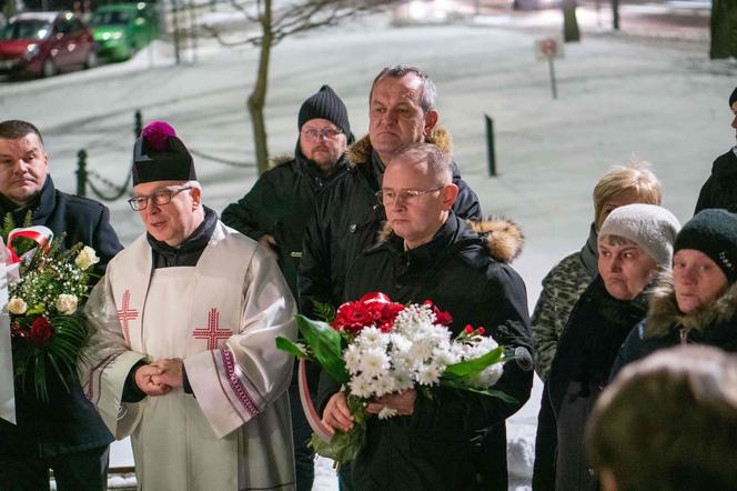 Uroczystości rocznicowe odbyły się w Kościele pw. Przemienienia Pańskiego i pod Pomnikiem Pamięci Powstańców Styczniowych na Placu Narutowicza