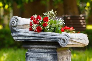 Kwiaty na grób