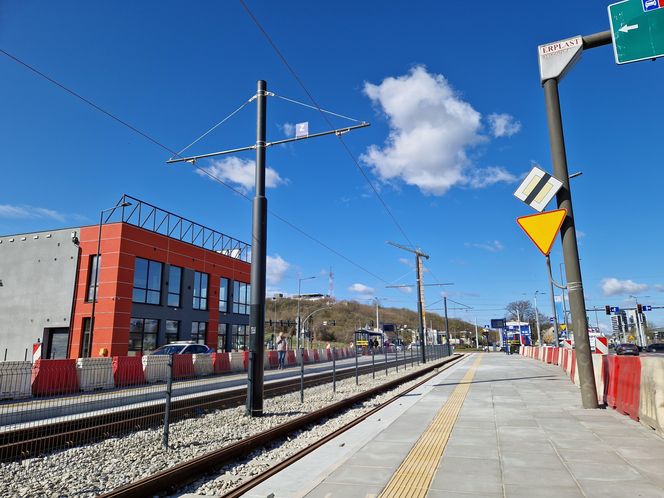 Tramwaje wróciły na Toruńską! Modernizacja torowiska zakończona przed terminem
