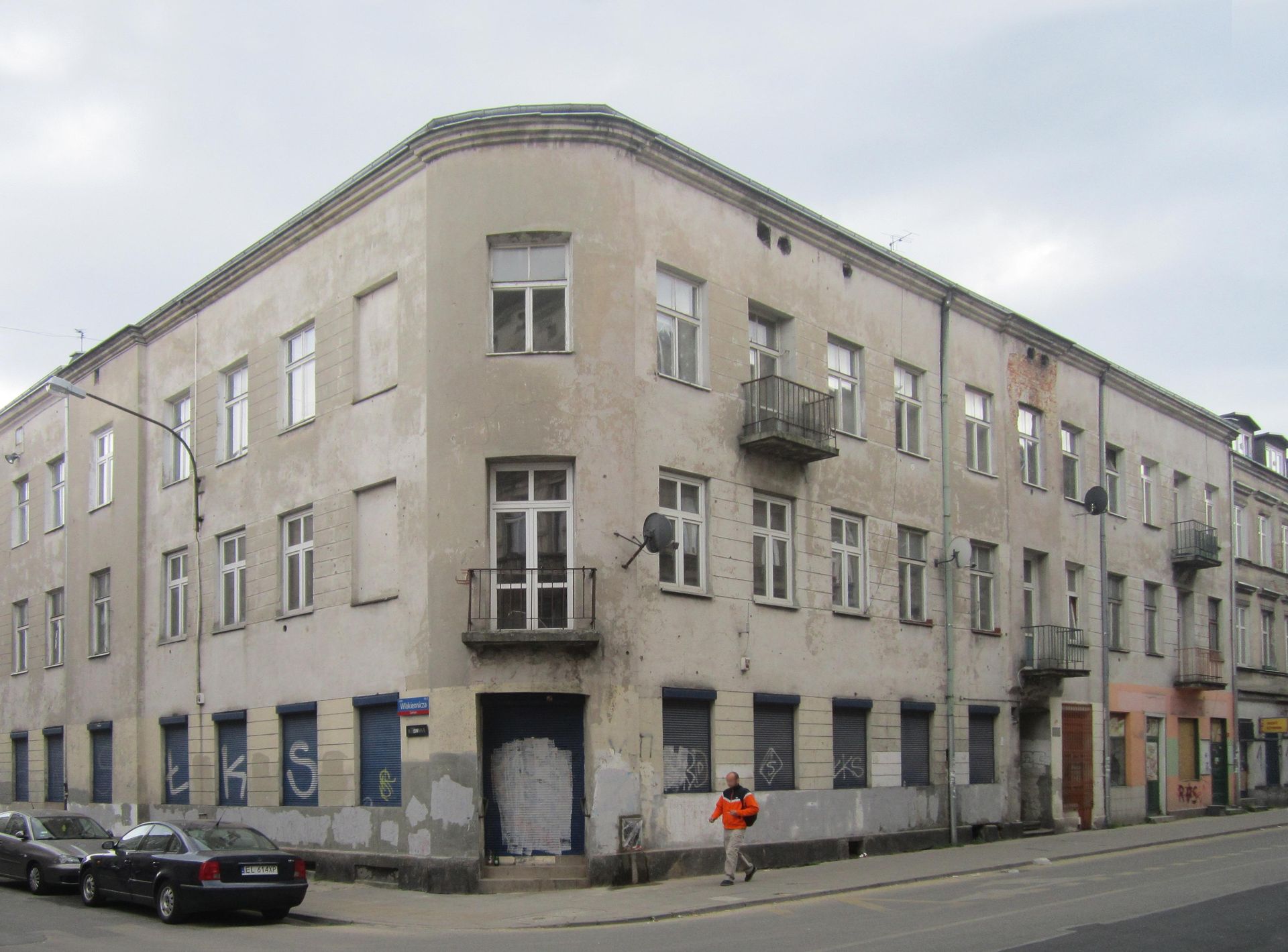 Kamienica przy ul. Wschodniej 54 w Łodzi przed remontem