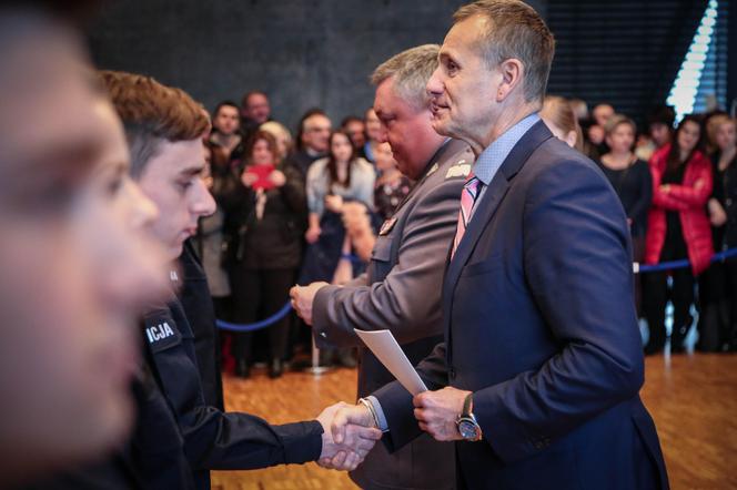 Kraków będzie miał nowych policjantów. Właśnie złożyli ślubowanie