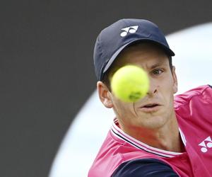 Problem Hurkacza. Tak nisko w rankingu Polak nie był od dawna