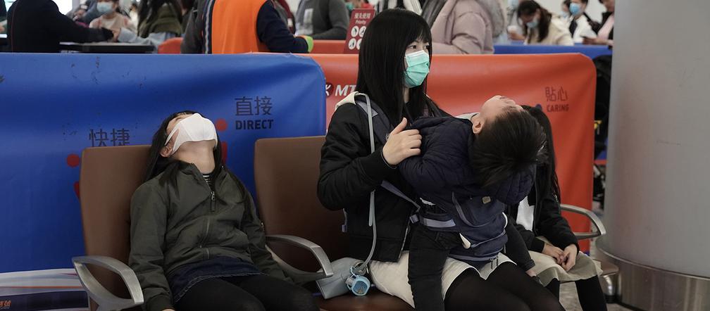 Wirus z Chin atakuje Europę