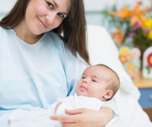 Połóg od A do Z - co się dzieje z mamą po porodzie