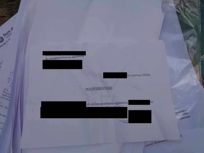 Nysa. Wyrzucił śmieci w środku lasu! Nie zauważył jednego szczegółu!