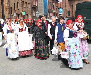 Święcenie pokarmów na Nikiszowcu