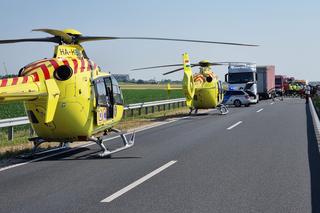 Przerażający wypadek polskiej rodzimy na Węgrzech. Trzy osoby nie żyją. Ocalała tylko 1,5-roczna córeczka.