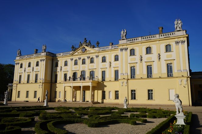 Pałace Branickich w Polsce