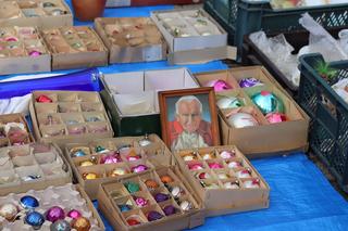 Bombki, samochody i św. Mikołaje. Takie cuda można było kupić na Lubelskiej Giełdzie Staroci