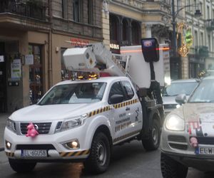 Wielka Szarża w centrum Łodzi. Oddziały konne przeszły przez Piotrkowską