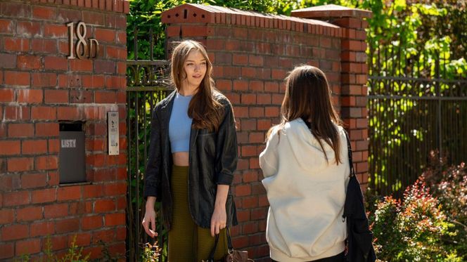 Barwy szczęścia odc. 3231. Ewelina (Amelia Listwoń), Ewa (Gabriela Ziembicka)