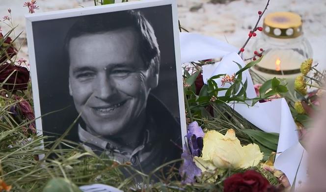 Barwy szczęścia odc. 2630. Grób Zenka Grzelaka (śp. Jan Pęczek)